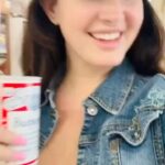 Lana Del Rey Instagram – Goooood morning Arkansas
from me and my favorite dress🌟
 baby it is so pretty here!
See u tonight at the Walmart amphitheater