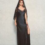 Lana Del Rey Instagram - 𝓑𝓪𝓭 𝓪𝓷𝓭 𝓑𝓸𝓾𝓳𝓮𝓮 @skims