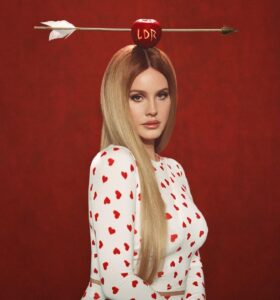 Lana Del Rey Instagram - 𝓑𝓪𝓭 𝓪𝓷𝓭 𝓑𝓸𝓾𝓳𝓮𝓮 @skims
