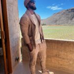 Lance Gross Instagram – In this order: 1.) Showin a lil leg🦵🏿. 2.) No Veneer Club 🦷. 3.) Max’n & relax’n 🧘🏿‍♂️. 4.) A Hot Date 🤎