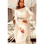 Lara Dutta Instagram - When I first stepped into the film industry with my debut film #Andaaz my biggest thrill was that I was being dressed by the style maven of Bollywood , my dearest @manishmalhotra05 !! He had transformed actresses careers and rewritten how women were presented on screen! His clothes were young, fun, sexy and trendy! Today, two decades later, I’m still just as thrilled to wear Manish’s clothes! His detailing is exquisite and I feel elegant and opulent, just as the occasion demanded! 🤍#delhidiaries #white #shine Outfit: @manishmalhotra05 Makeup: @rameshkondapuram Hair: @yogitasheth96 Agency: @collectiveartistsnetwork