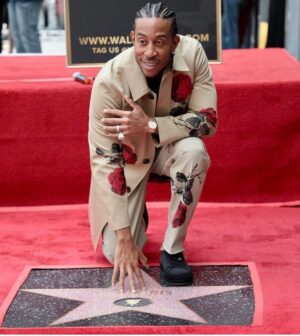 Larenz Tate Instagram - Beyond proud of you brother Chris. Honored and grateful to share this monumental moment with you bro. Even more proud, honored and grateful for our brotherhood. Ya dig! Congrats! Well deserved @ludacris ⭐️