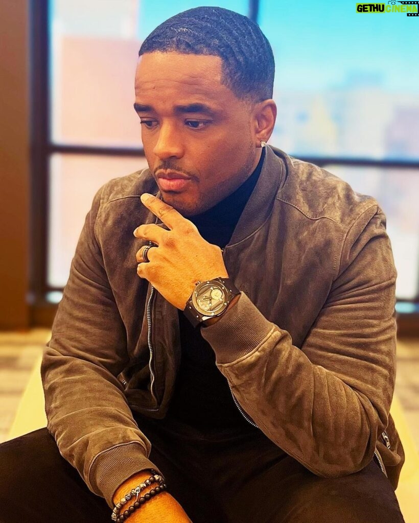 Larenz Tate Instagram - Don’t wait for approval. Not everyone will understand your vision. #GoalGetter Atlanta, Georgia