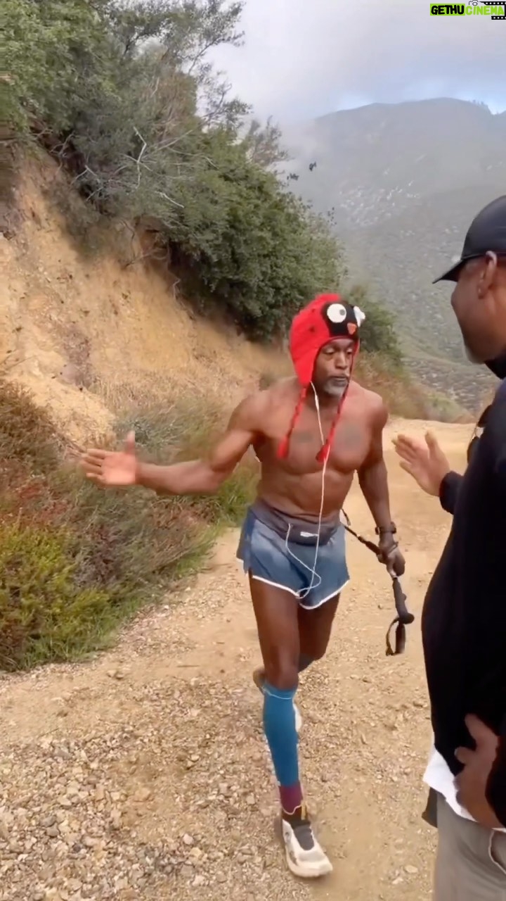 Larenz Tate - 41.5K Likes - BIG ENERGY… ya dig!
#mood ✊🏿🙌🏾 🖤
#Brotherhood 🤜🏾🤛🏿 🤲🏾