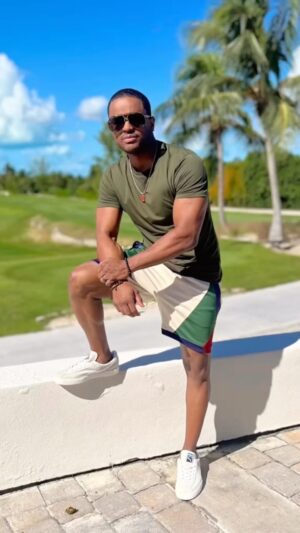 Larenz Tate Instagram - Low key …ya dig! 
#Vacay