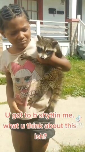 Larenz Tate Instagram - Future Veterinarians? 
#AnimalLovers ❤️