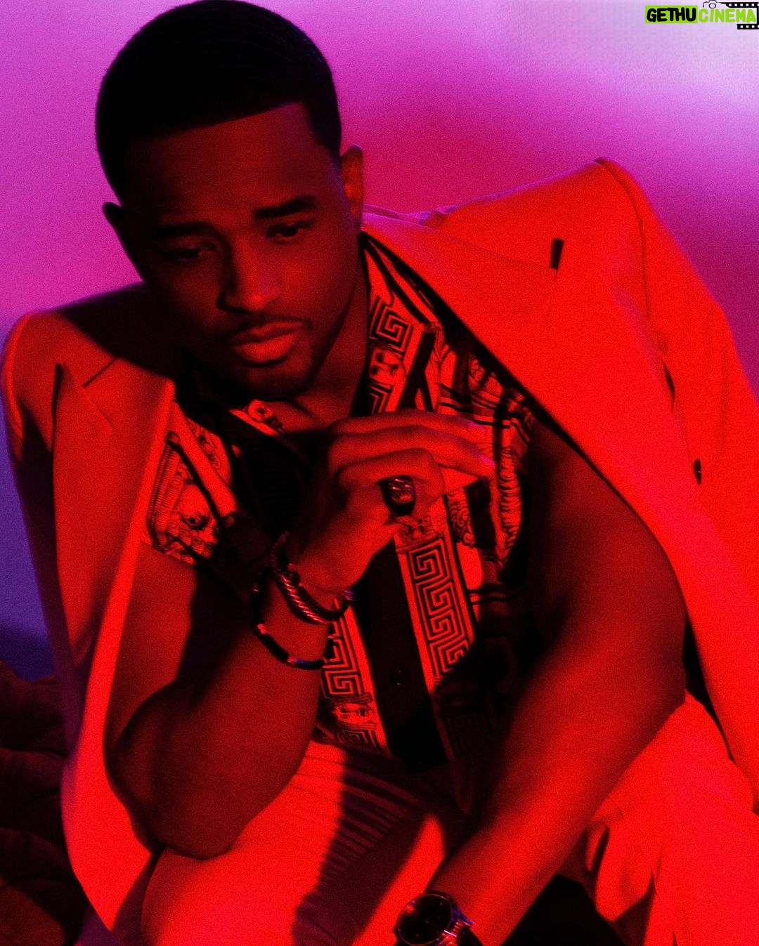 Larenz Tate Instagram - Allow your light to shine. Ya Dig! ❤️