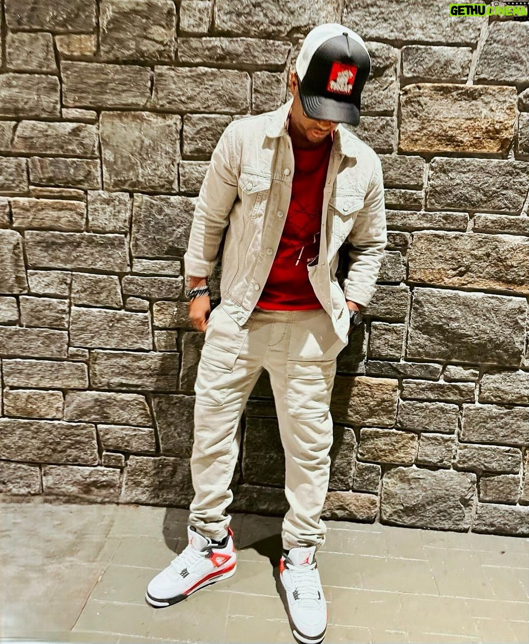 Larenz Tate Instagram - Focus on improving yourself not proving yourself. 🤍 Washington D.C.