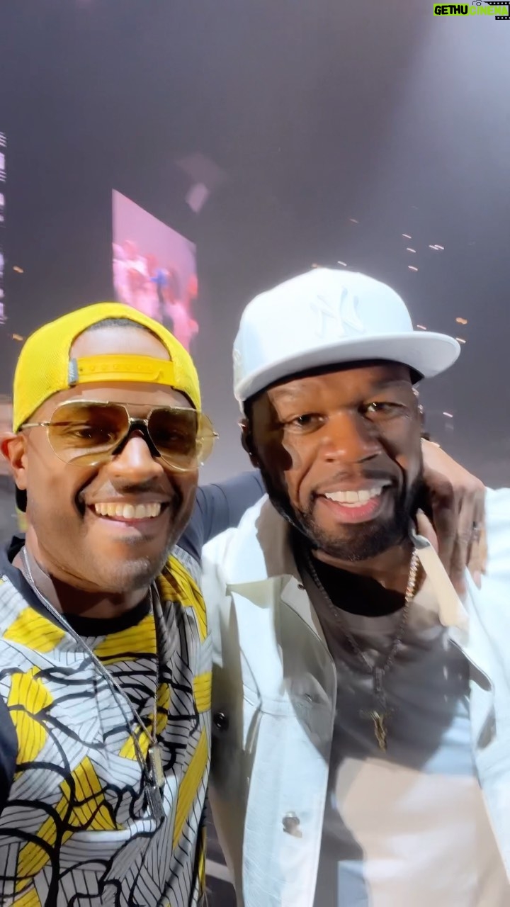 Larenz Tate Instagram - CHICAGO showed up for our brotha @50cent !! We summoned the Troops for this!! Real CHITOWN Energy Ya Dig!!! π₯π₯π₯π₯π₯ The whole city wit us! Chicago Strong! #Chicago #UnitedCenter #FinalLapTour