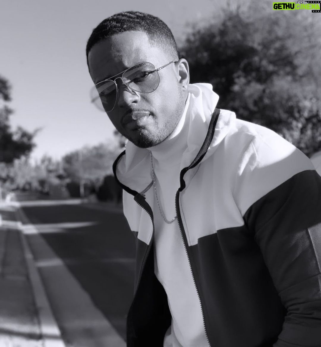Larenz Tate Instagram - You know the vibes… 🤍