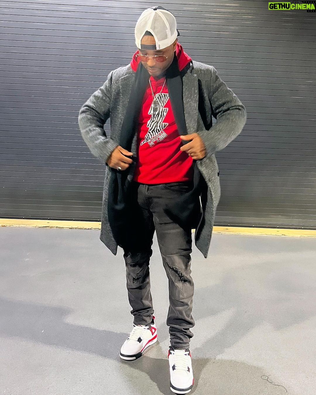 Larenz Tate - 116.4K Likes - Some succeed because they are destined to but most succeed when they are determined to…ya dig!