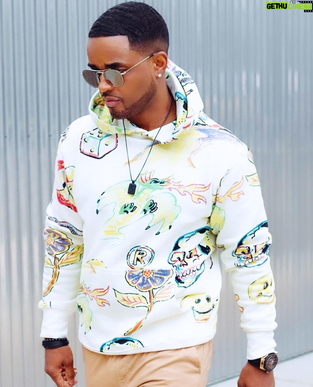 Larenz Tate Instagram - Walk in your purpose.