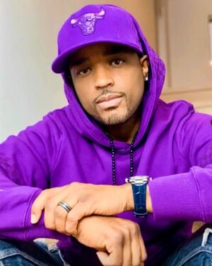 Larenz Tate Instagram - Share good vibes. 💜
