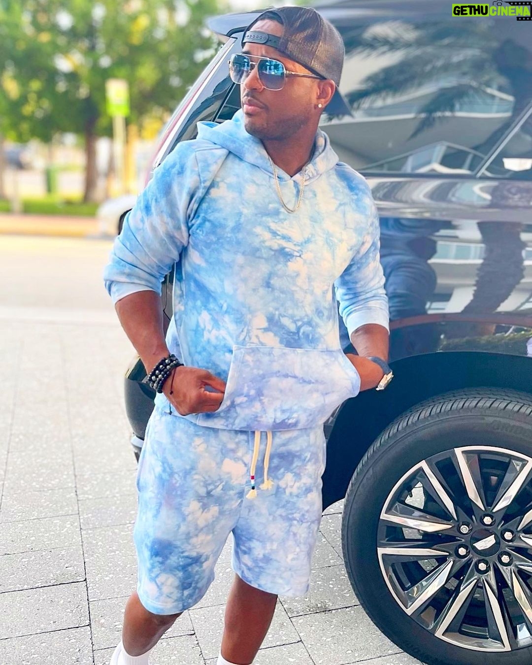 Larenz Tate Instagram - Another day. Another hustle. Go time. Ya Dig! Miami, Florida