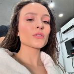 Larissa Manoela Instagram - Dia das mulheres fazendo o que amo ❤️ A gente é força, potência, garra, coragem, foco, resiliência, poder e determinação! A gente é tudo e mais um pouco! Todo dia nosso dia! MULHER 🌹 São Paulo, Brazil