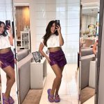 Larissa Manoela Instagram - Sobre amar cada momento de conexão que tenho comigo mesma 💜 Esses momentos ficam ainda melhores com a Melissa Free Fuzzy Flatform, que faz parte da New Collection 24 da @melissaoficial. Ela é leve, confortável e estilosa, ou seja, perfeita para diversas ocasiões! Use o meu cupom LARI10 para garantir, válido para: Clube Melissa, Galeria Melissa São Paulo, site e e-commerce da marca 😉 #publi