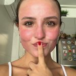 Larissa Manoela Instagram - Os 867 momentos de fevereiro! Bem vindo março 💙 (fotos com a claridade acentuada: não faço ideia do que está acontecendo, é só postar que fica assim estourada) 🤷🏻‍♀️