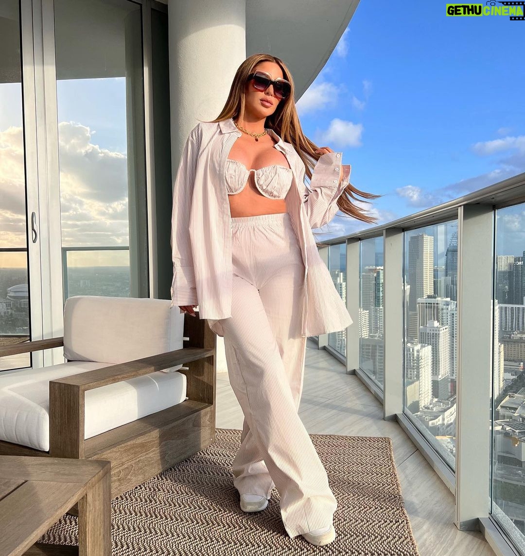 Larsa Pippen Instagram - Hi ❤️ Outfit : @prettylittlething