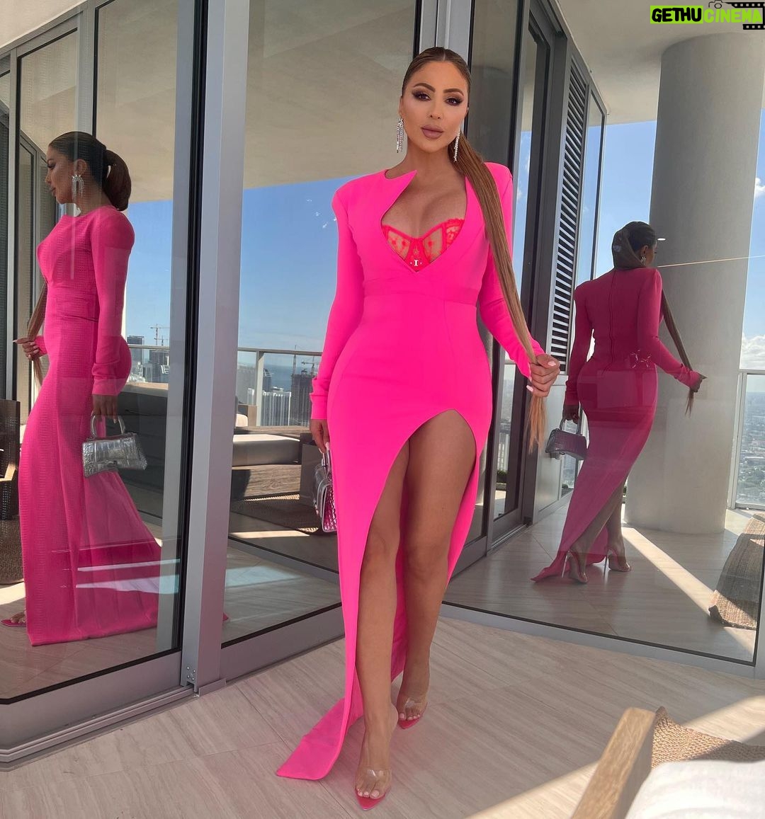 Larsa Pippen Instagram - I hope I catch the bouquet 💐Dress: @stello shoe: @jessicarichcollection @cldstyle @wainachancy