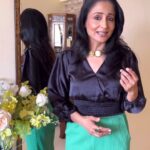 Lataa Saberwal Instagram - Are you making the same *mistake* that I used to while accepting COMPLIMENTS? This can lower our SELF ESTEEM ! PERSONALITY DEVELOPMENT TIPS❤️❤️ #lataasaberwal #authenticallylataa #personalitydevelopment #imagemanagement #imageconsultant #imageoftheday #personalgrowth #personalitydevelopment #confidence #confident #confidencebuilding #confıdense #confidently #motivation #inspiration #inspirational #inspire #makeover #makeovers #makeovertime