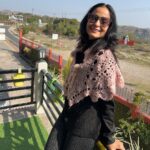 Lataa Saberwal Instagram - 12 years old leg warmers, 15 years old poncho (cover up) , 3 years old pullover and a 47 YESR OLD ( young😜😜) SMILE ❤️❤️ !! Who preserves garment pieces like me ?? Specially the ones which are not often used, COMMENT #cherapunjii_diaries🌧️ #lataasaberwal #authenticallylataa #cherapunji #cherapunji❤️ #cherapunji😍 #chetapunji