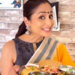 Lataa Saberwal Instagram - What's in my *THALI today? 😋😋 with *RECIPES* SEASON 2 ON MY YOUTUBE CHANNEL. LINK IN BIO #lataasaberwal #authenticallylataa #whatsinmythali #whatsinmythalitodaylataasaberwal #whatsinmythalitoday #whatsinmythalitoda #whatsonmyplate #whatsinyourdabba #whatsfordinner #whatsinmythaali #thalifood #thalifoodforlife #thalifoodstyle #vegthali #vegthali😍 #vegthali🍱 #veg #easythali #vegrecipes #vegrecipesofindia #vegrecipies #vegrecipies #vegreceipesofindia #quickrecepies #quickrecipeideas #quickrecipes❤️ #easyrecipeideas #easyrecipesforkids #easyrecipesforfamily #easyrecipevideos #easyrecipeidea