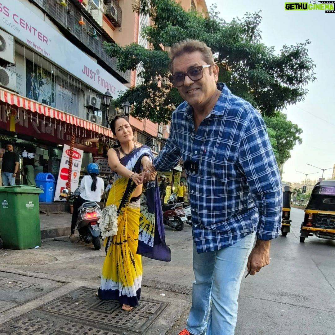 Lataa Saberwal Instagram - Hello friends, we shall be in Guwahati, Assam on the 8th and 9th of March. Please share your suggestions and recommendations for places to visit and also some interesting eateries. Thanks 😊 #guwahati #assam #assamesefood #foodinguwahati #khaudostsanjeevseth @masterchef_santa