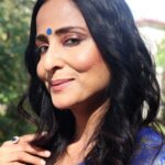 Lataa Saberwal Instagram - 💙💙💙 Wear your Smile... WATER PROOF MAKEUP TUTORIAL soon on my YouTube channel. Link in bio. PICTURE COURTESY @shriharsh_photography