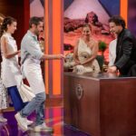 Laura Londoño Instagram - Seguimos vivos para el capitulo 9!!! 🌟👩🏻‍🍳🌟 1 👌🏻 2 A veces se gana y a veces se aprende 3 Concentración total 4 Asesoría en robo 5 Hasta aquí llegamos, amigo! 6 A veces el merengue es más rico bailado que comido 7 Que es esto por Dios? @jesusjaneirobazan 8 Las risas y el despeluque son la felicidad ❤️❤️❤️ 9 Nuestro primer baile de mucho @migueldiosdado1 @masterchef_es @rtve Madrid, España