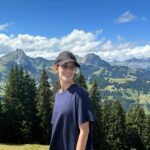 Laura Londoño Instagram - Alma montañera, por siempre y para siempre 🏔️ me recarga 🏔️ me inspira 🏔️ me consuela 🏔️ me aconseja Gstaad