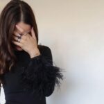 Laura Londoño Instagram - Todos tenemos lado A y lado B y aquí se verán @masterchef_es 🖤 Vestido @clarocouture Joyas @joyeriasuarez Styling @pamelagarc @daniela.baquerizo
