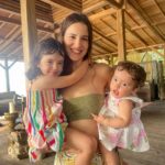 Laura Londoño Instagram - Feliz, feliz, feliz año 2023 Gracias 2022