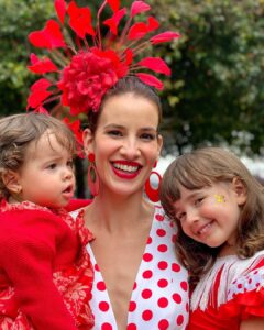 Laura Londoño Instagram - Colombia tiene su pedacito del corazón de Sevilla y su feria, siempre he querido ir y pues empecé por aquí 💃🏻❤️ I ♥ Bogotá