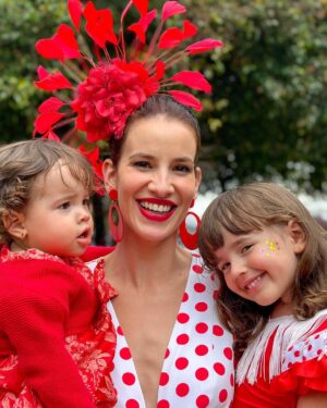Laura Londoño Instagram - Colombia tiene su pedacito del corazón de Sevilla y su feria, siempre he querido ir y pues empecé por aquí 💃🏻❤️