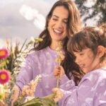 Laura Londoño Instagram - Mucho amor y mucho estilo en estas fotos! 💜 Conozcan esta colección tan espectacular para mamá e hija 🥰 Se van a enamorar. @leonisa @negocioleonisa Gracias por capturar estos momentos #madreehija #allegrateamoconlocura A quién más le gusta vestirse igual con la hija??? Colombia