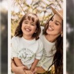 Laura Londoño Instagram - Mucho amor y mucho estilo en estas fotos! 💜 Conozcan esta colección tan espectacular para mamá e hija 🥰 Se van a enamorar. @leonisa @negocioleonisa Gracias por capturar estos momentos #madreehija #allegrateamoconlocura A quién más le gusta vestirse igual con la hija??? Colombia