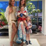 Laura Londoño Instagram - Para mi Dios tiene forma de flores, de música, de baile y amigas, de familia, de niña, de perro, de mi vida y de la tuya. Gracias por la vida. Gracias por la salud, el amor, la unión, la protección, la luz. Gracias por sus buenas intenciones. ☀️