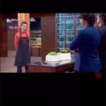 Laura Londoño Instagram - Me la jugué y me encantó!!! 🌻🌻🌻 Las flores y las manuelidades siempre serán lo mío. Que delicia de reto @masterchef_es 👏🏻👏🏻👏🏻👏🏻 Y mi PIN sigue intacto! 🫶🏻
