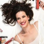Laura Londoño Instagram - Todo empieza con un sueño Cuando tienes un sueño eres Imparable •Feroz •Audaz •Capaz •Eres fuego Cree en ti y atrévete. Cada día es una oportunidad para avanzar hacia lo que sueñas, con los labios del color que quieras 💋 Gracias @feroz_es por ser mi sueño y hacerme imparable
