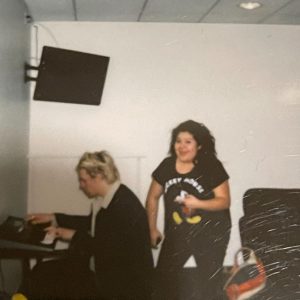 Laura Marano Instagram - Okay this post is unbelievably late, but that’s because I really wanted to take the time to write the longest paragraph of all time about it (so get ready!!). A few days ago, it was the tenth year anniversary of when Austin and Ally’s first episode came out. My life changed forever because of this show for a few reasons, but mostly because I got to meet and work with some of my favorite people ever. We truly had one of the greatest groups of people working on this show, from our amazing crew to our hilarious writers to our insanely talented guest stars. Everyone was so good at their jobs, but most importantly, they were just really good people. I have a never ending list of wonderful memories from working on this show (one of my favorites is included here, when we won a KCA, and they spelled “Ally” like “Alley” on the screen, so we went to a bowling alley after to celebrate 😭). We did a fairly last minute Twitter Spaces to celebrate, and seeing how many people still love this show was honestly so special and meant so much. There is truly no way we could do it without you, and I love you all a ridiculouuuus amount ❤️ Ross, Raini, and Calum, I love you so, so much, and I am forever grateful that you are in my life!!! Okay, long post done!!! Have a great Sunday!!!