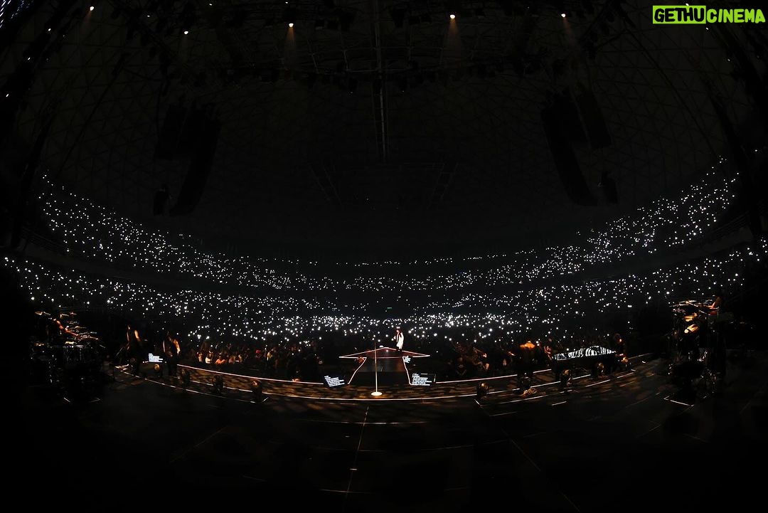 Laura Pausini Instagram - Dios Mío Cuánto Te Amo Chile 🩷 Espero regresar pronto para estar una vez más tan feliz con todos ustedes