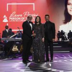 Laura Pausini Instagram - ¡Sin palabras! Speechless! Senza parole! Gracias a todos y gracias a los @latingrammys 💙 #LatinGrammy