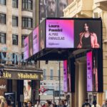 Laura Pausini Instagram - España, ¿estáis escuchando Almas Paralelas? 🩷 Gracias @amazonmusices #AlmasParalelas