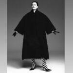 Laura Pausini Instagram - La italiana mas española ❤️ Me encanta! Gracias @elpaissemanal Fotografía: @javier_biosca Estilismo: @bdelacova Maquillaje: @rebecatfigueroa Peluquería: Carmen de Juan Producción: Cristina Serrano Asistente de fotografía: Nano Hernández Asistente de estilismo: Diego Serna Gracias a mi @sonseg @dmoore_agency