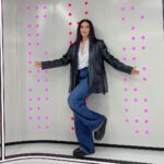 Laura Pausini Instagram - Una semana en Madrid 🩷 Anunciando el sold out en Madrid y las últimas entradas para el 29 de enero en el @palausantjordi en Barcelona 💣💣💣 Gracias @warnermusicspain @almusiqueando @sonseg @rebecatfigueroa