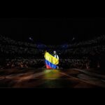 Laura Pausini Instagram - Bogotà,Colombia Mil lagrimas por todo este amor Gracias 🇨🇴 @missangie_ph