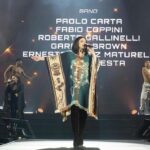 Laura Pausini Instagram - Ecuador 🇪🇨 rima con Amor