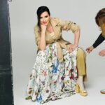 Laura Pausini Instagram - Bom Dia #Brasil 💚💛 Amanhã e Domingo eu vou estar em Sampa cantando para vocês com todo o meu amor! Fiquei com muita saudade e agora finalmente estou mais que feliz! (💥 : Surpresinhas pelo shows!) Ambos os shows estão esgotados, obrigada 😍