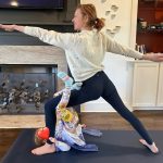 Laura Prepon Instagram - Attempting some morning yoga. 🥰🐒
