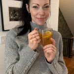 Laura Prepon Instagram - Definitely feels like winter is here in NYC, so this week I’m making a winter toddy — it’s cozy for cold nights or your Thanksgiving weekend. Cheers! #GetYourPrepOn #PrepOn